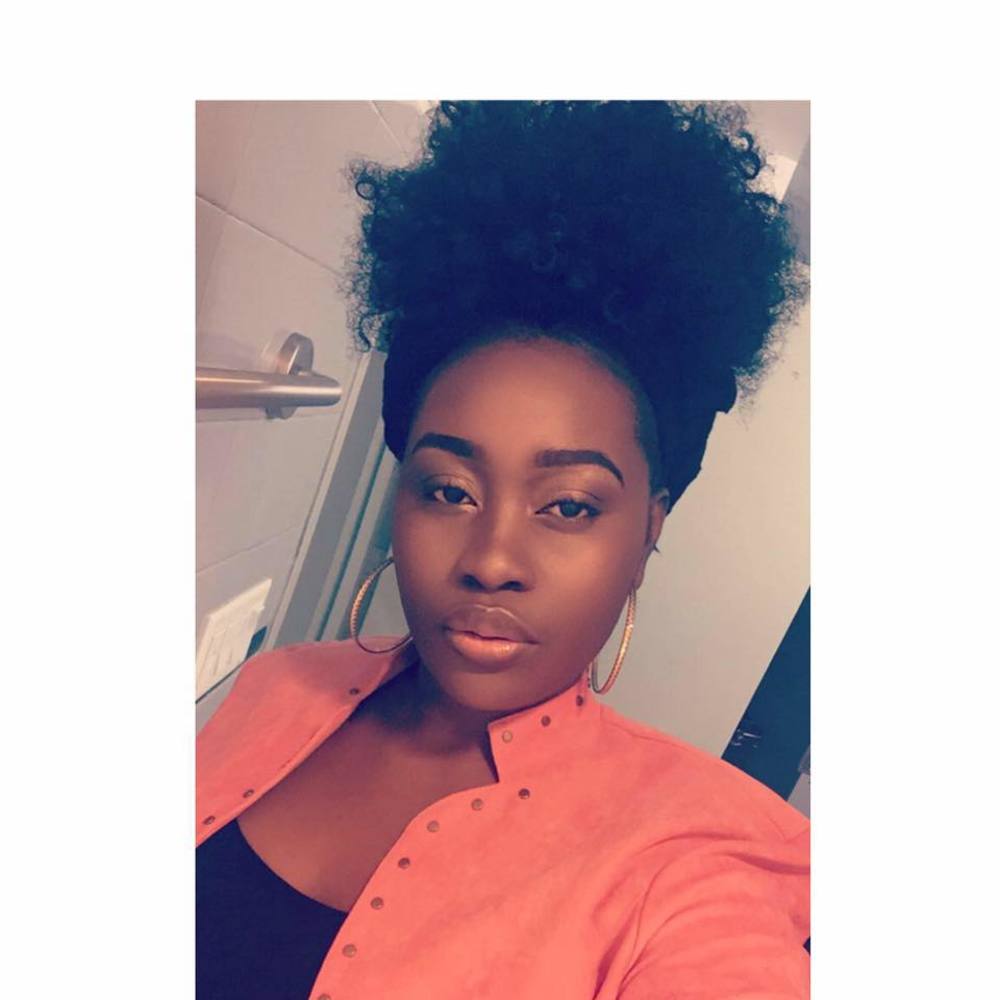 Meet your Posher, Christine