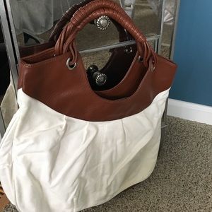 H&M shoulder bag.