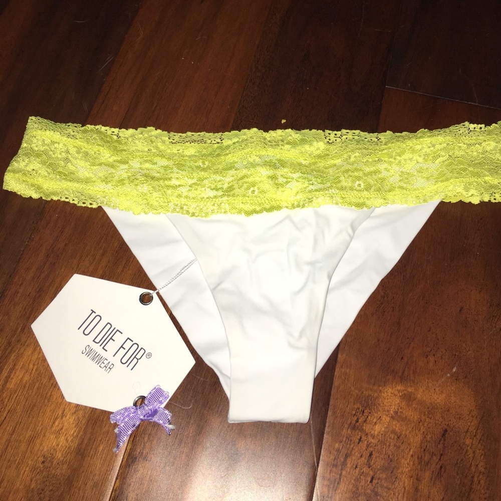 To die for swimwear NWT bottoms