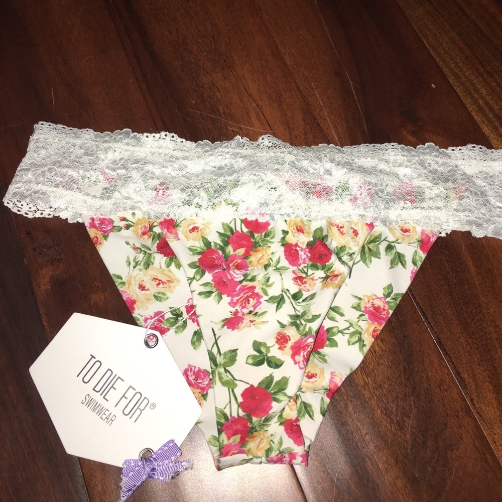 To Die For Swimwear NWT bottoms