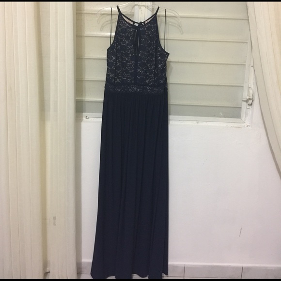 ¡Dress for Any Occasion! - Picture 3 of 4