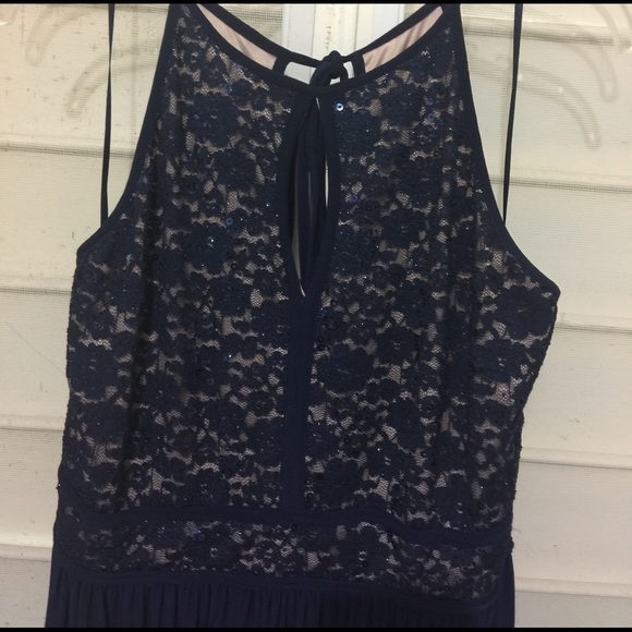 ¡Dress for Any Occasion! - Picture 4 of 4