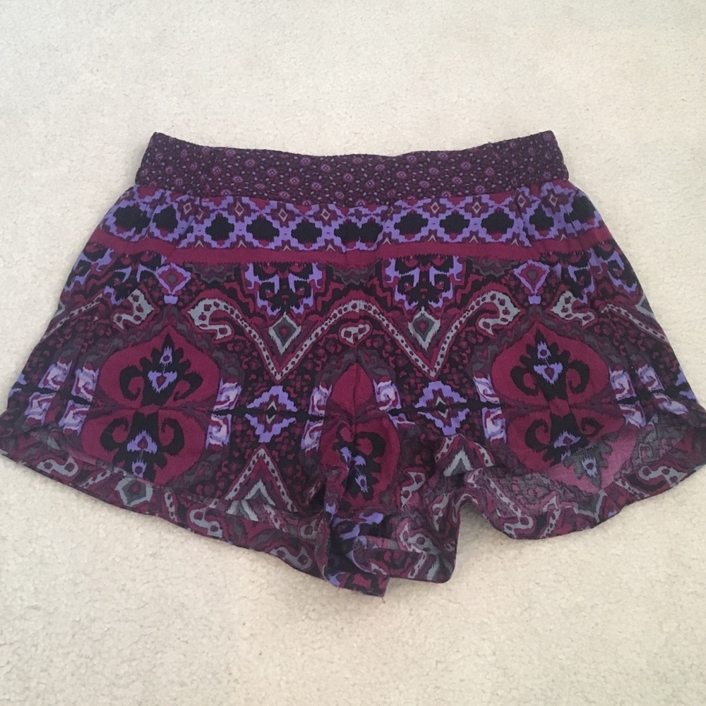 Express flowy shorts
