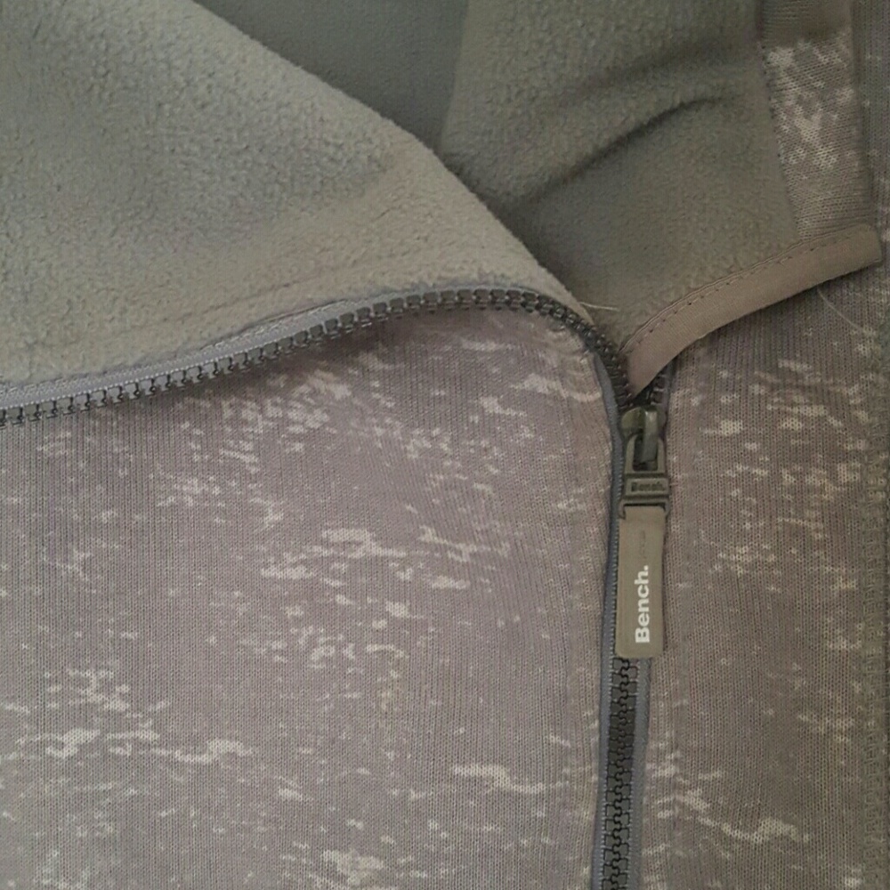 Bench Jacket - Picture 2 of 4