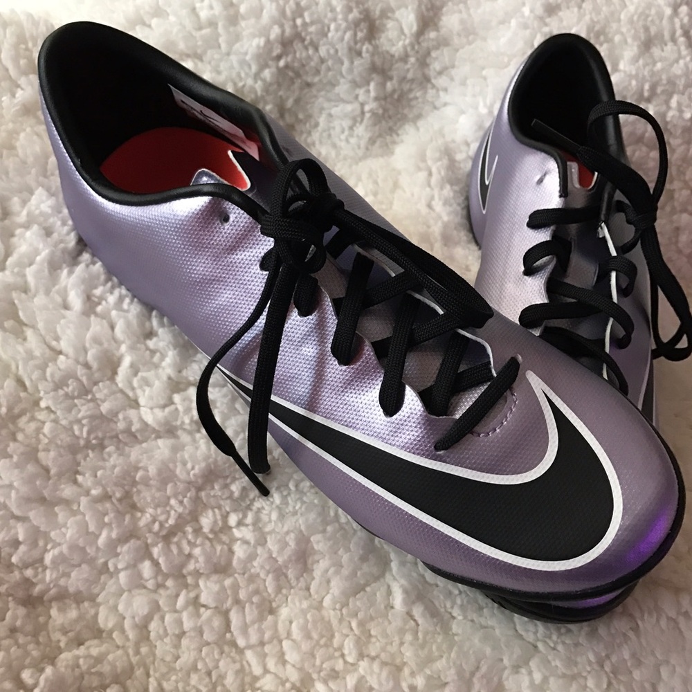 Kids Jr Mercurial Victory V IC Indoor Soccer Shoe