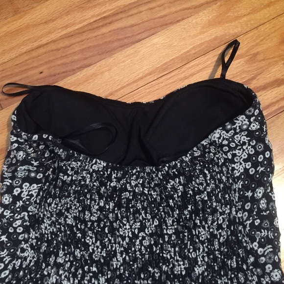 M Strapless Floral Dress - Picture 4 of 4