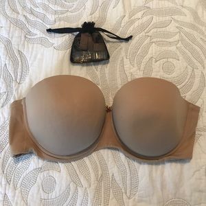 36DD Convertible Bra.