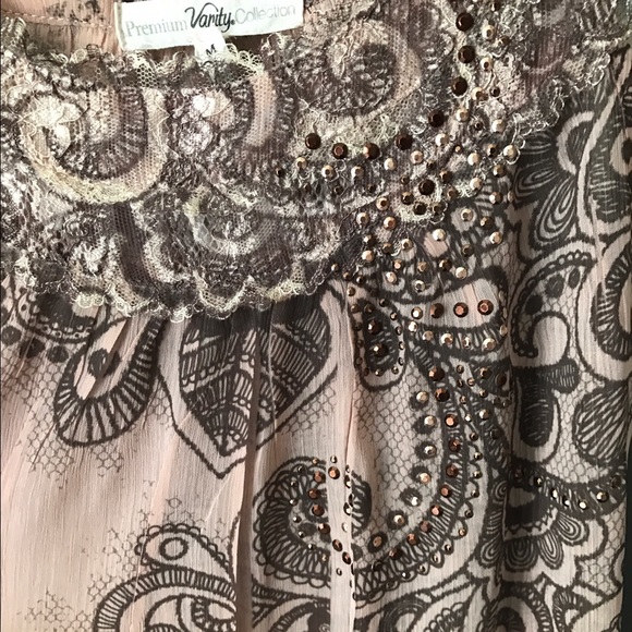 Shear Flow Blouse - Picture 3 of 4