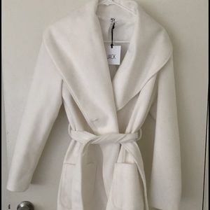 🆕Jack/BB Dakota White Coat