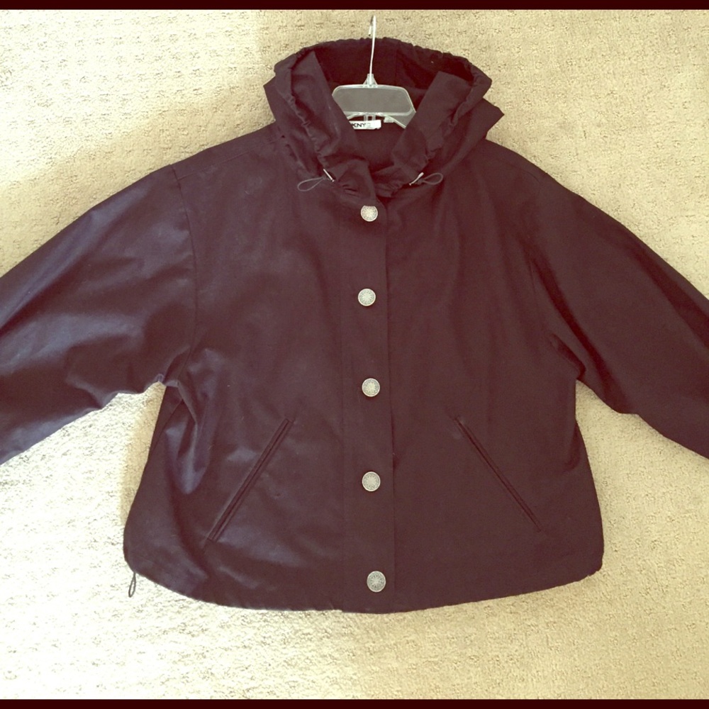 DKNYC brand Women's black Cropped Jacket. Sz M