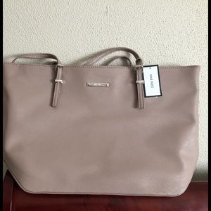 Light brown big handbag