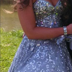 Prom dress
