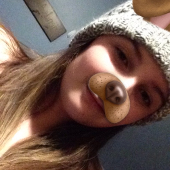 Meet your Posher, Lauren - Picture 1 of 1