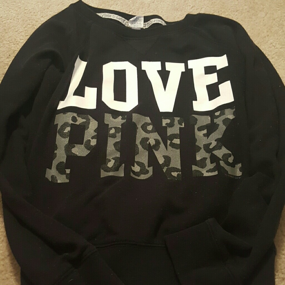 final vs pink sweater