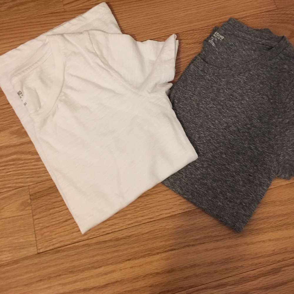 2 for 1! Fitted basic tees!