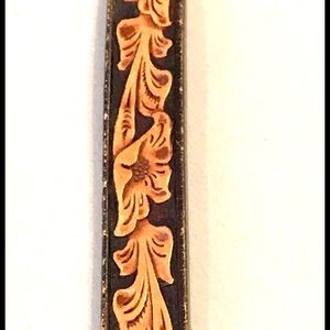 Vintage Accessories - Beautiful Vintage Etched Leather Belt Vintage Accessories - Beautiful Vintage Etched Leather Belt