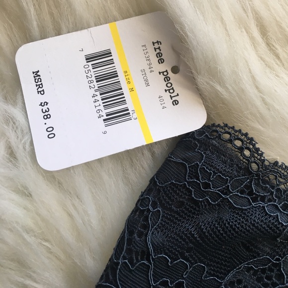 Free People Galloon Lace Bandeau - Picture 2 of 4