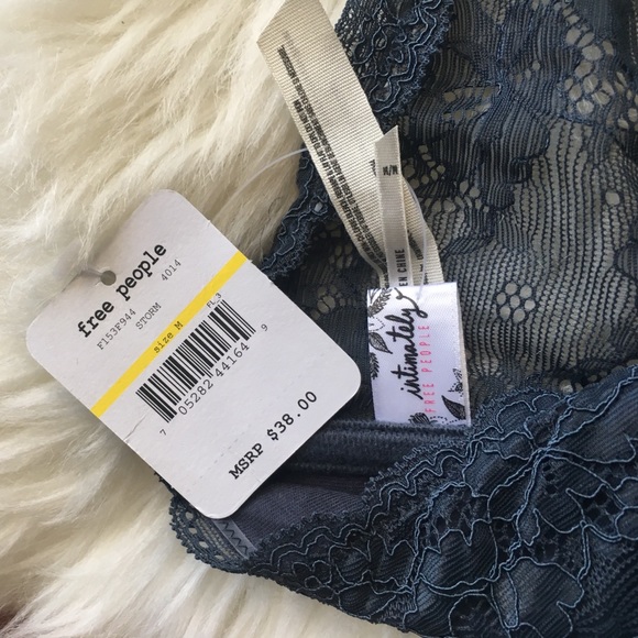 Free People Galloon Lace Bandeau - Picture 3 of 4