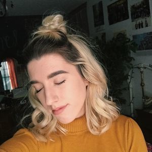 Meet your Posher, Nina