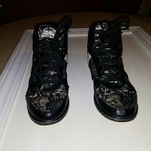 Black and Silver Lace Gym Shoes