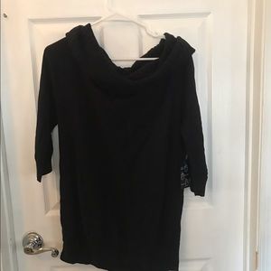 Black 3 way express sweater. large