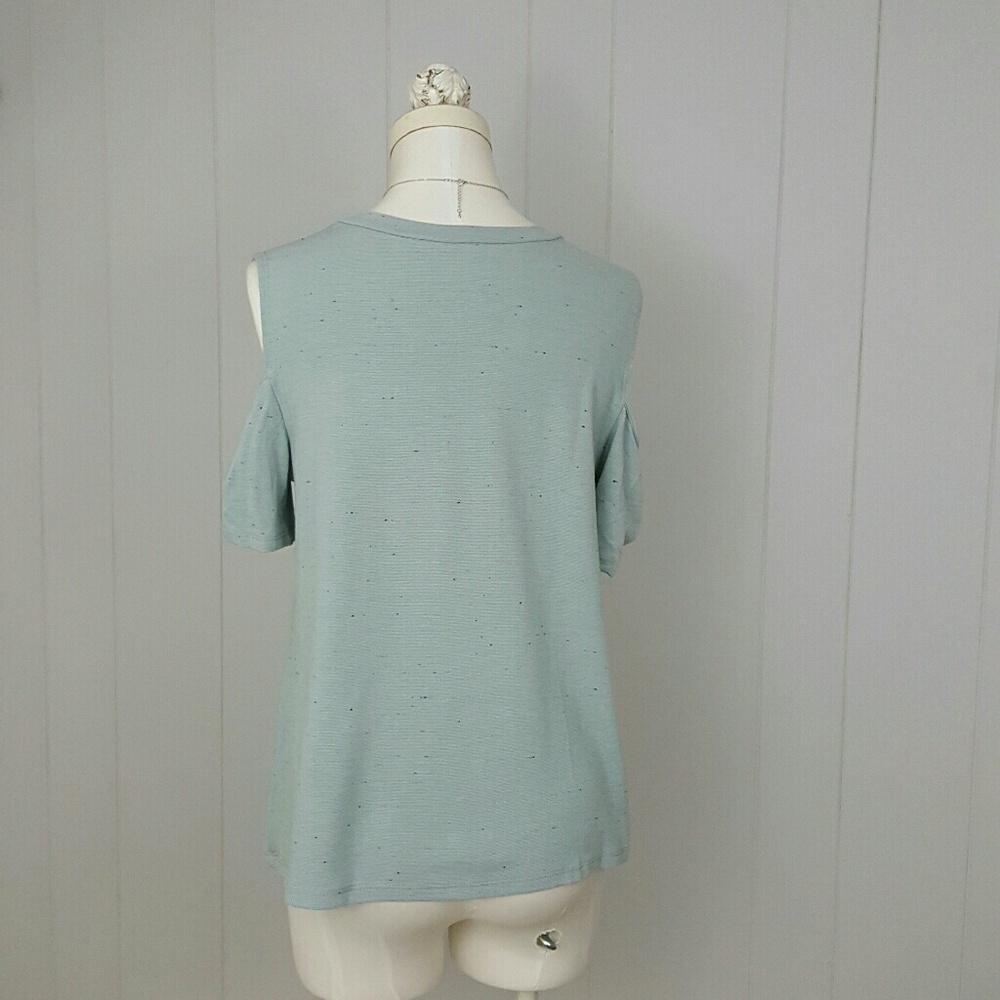 •-The Simone Top - Picture 3 of 7