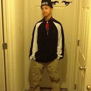 Meet your Posher, Wesley