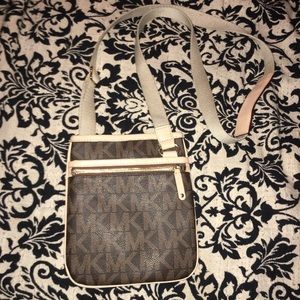 Michael Kors 'Jet Set' Monogrammed Large Crossbody