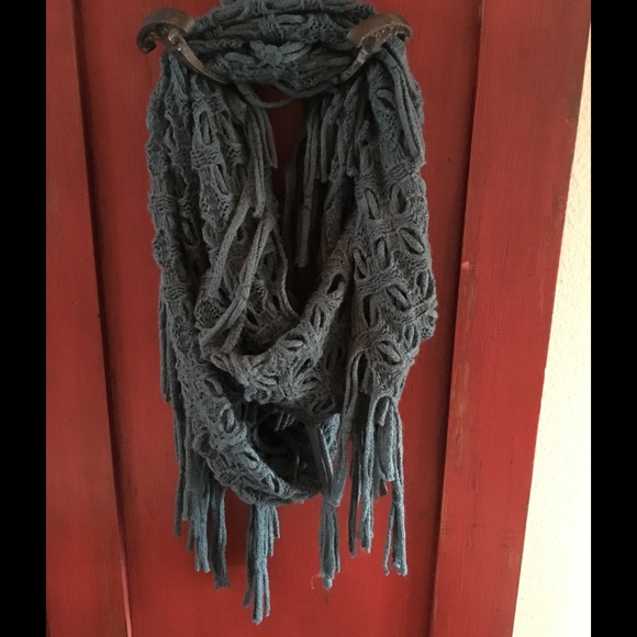 Scarf - Picture 3 of 3