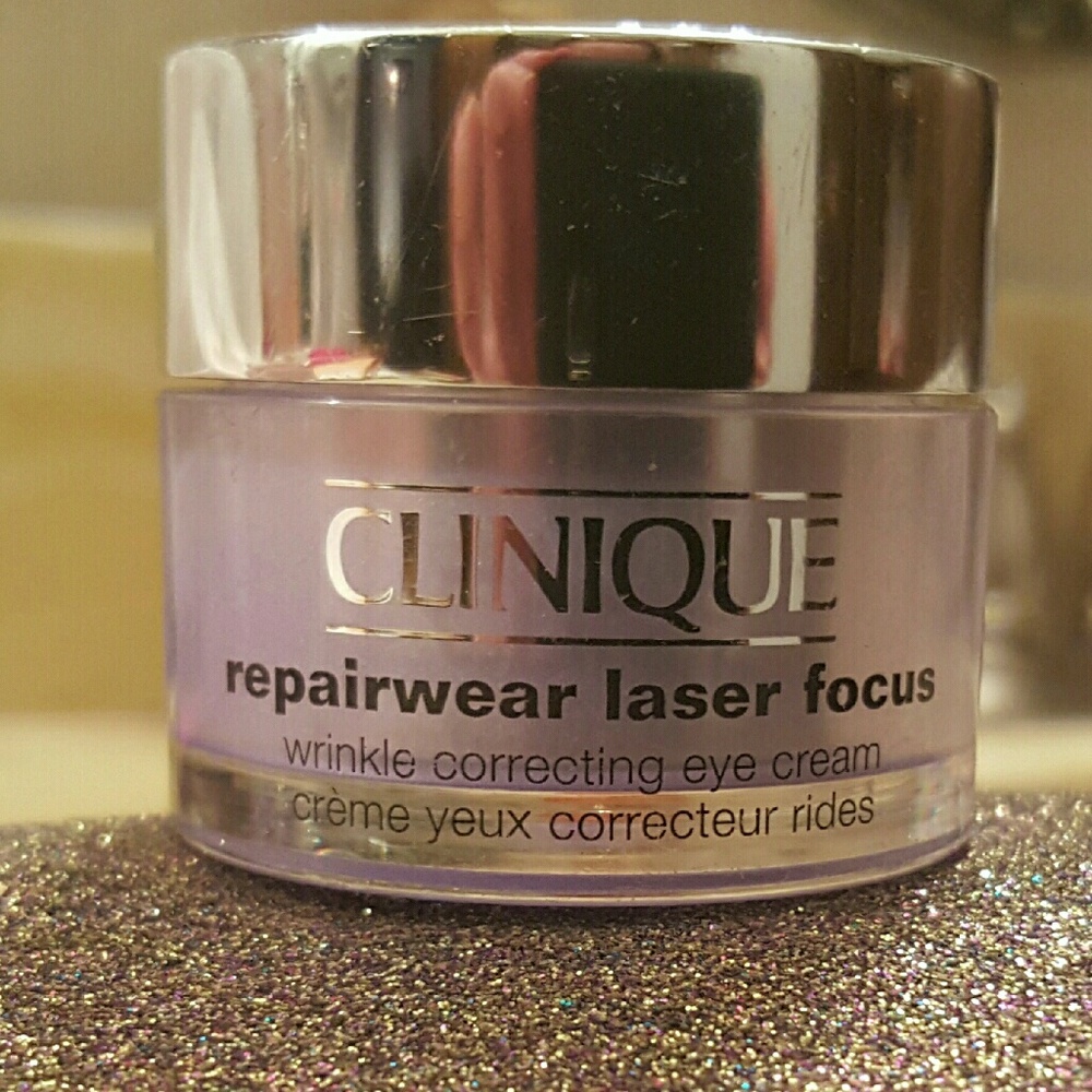 ♡♡ SOLD ♡♡ Repairwear Laser Focus
