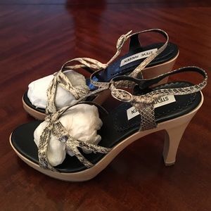 Vintage Steve Madden snake skin strap wood heels