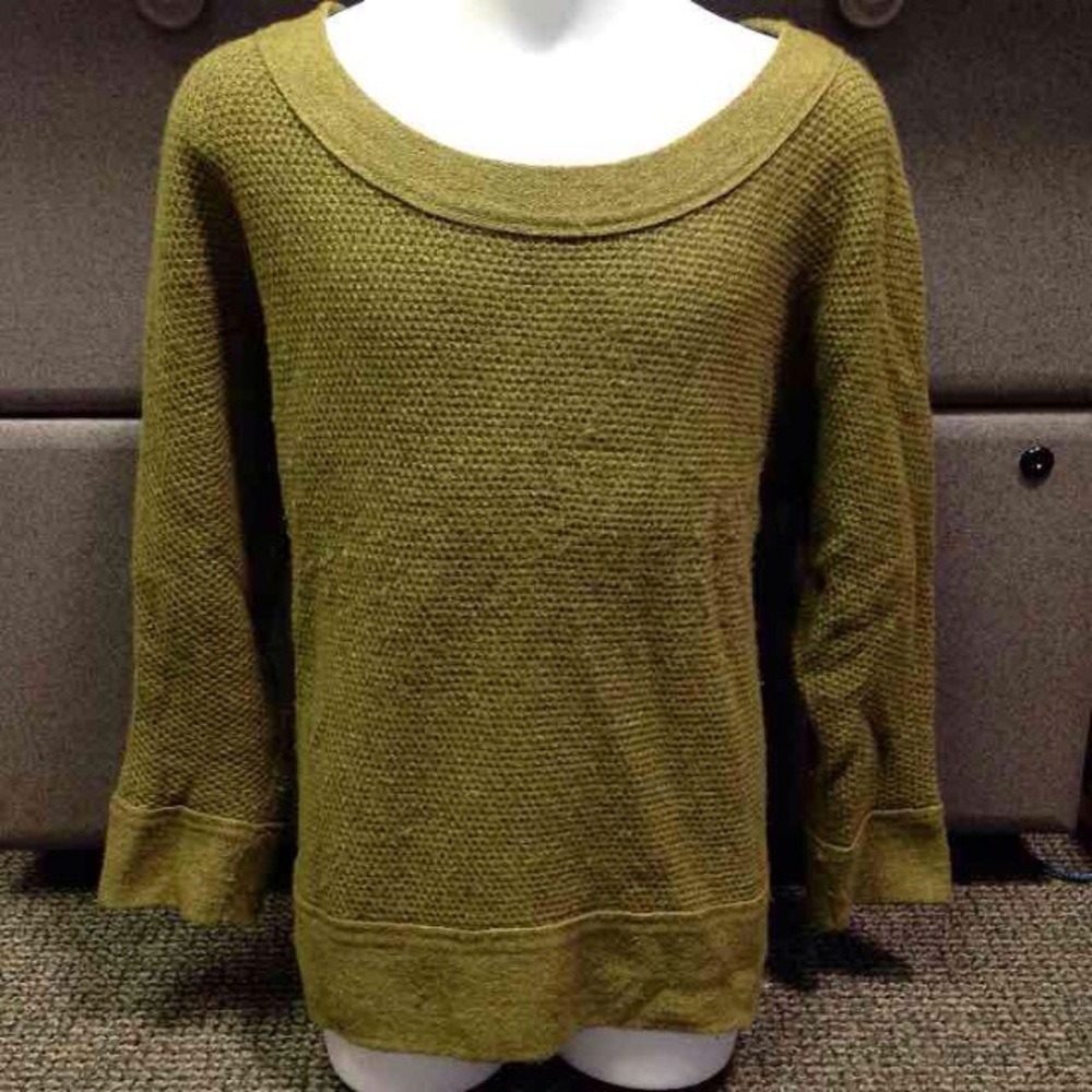 Loft Size Small Soft Sweater Green