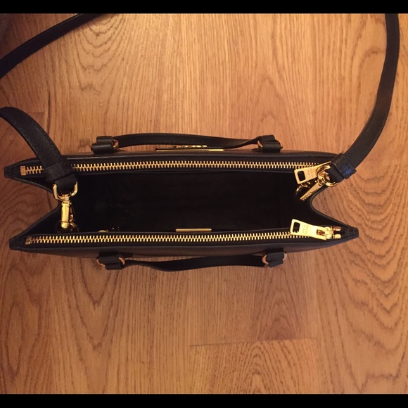 Prada Saffiano Lux Black bag - Picture 2 of 5
