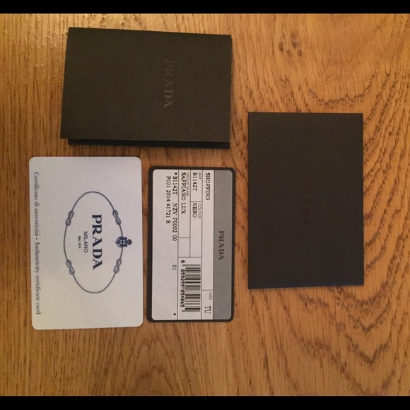 Prada Saffiano Lux Black bag - Picture 3 of 5