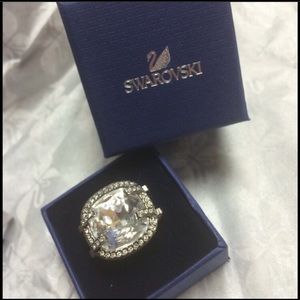 Authentic Swarovski Ring L size 8