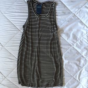 Brandy Melville Abigail dress