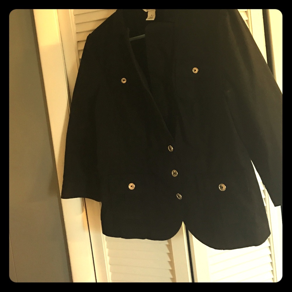 Fitted black jacket