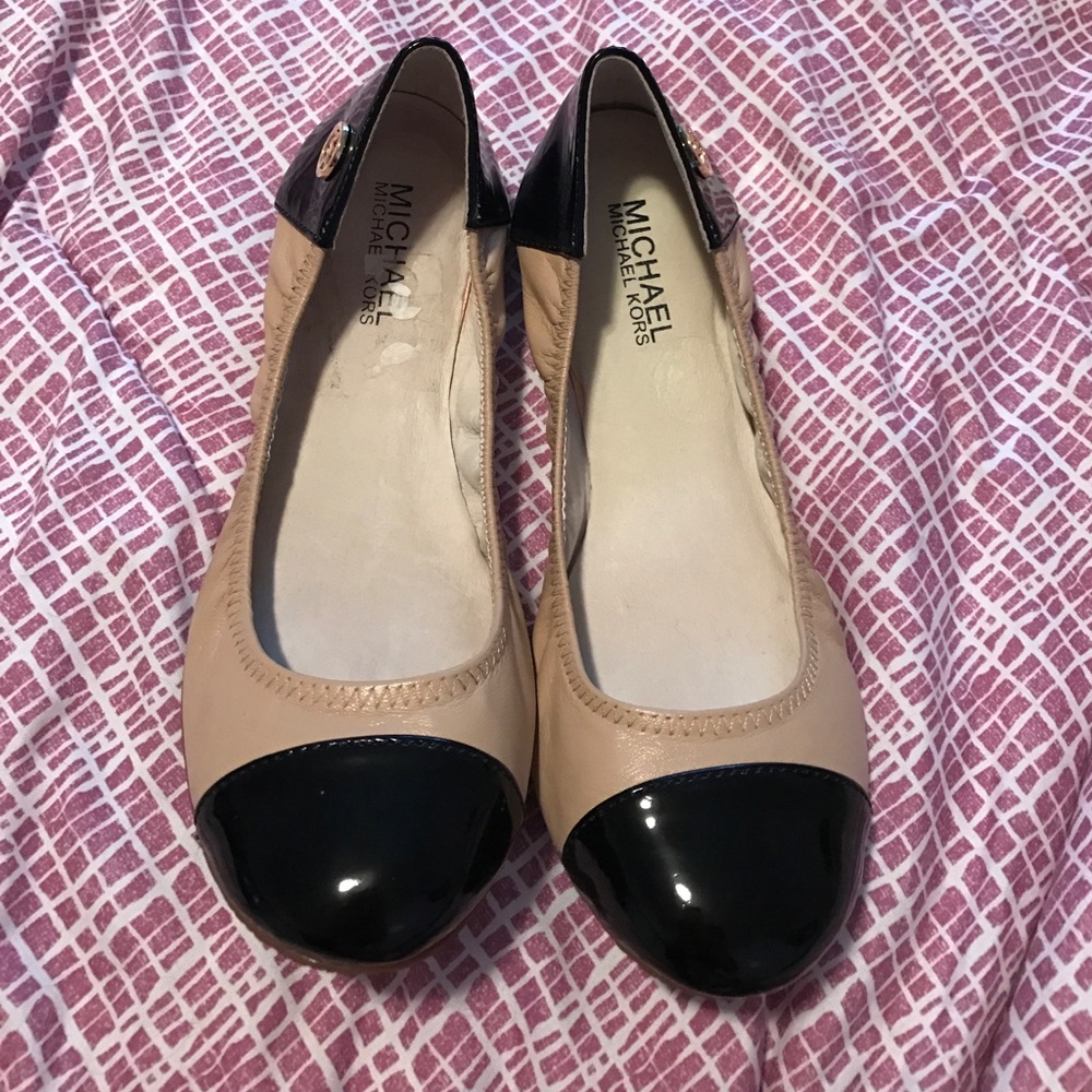 New Michael Kors flats size 6.5