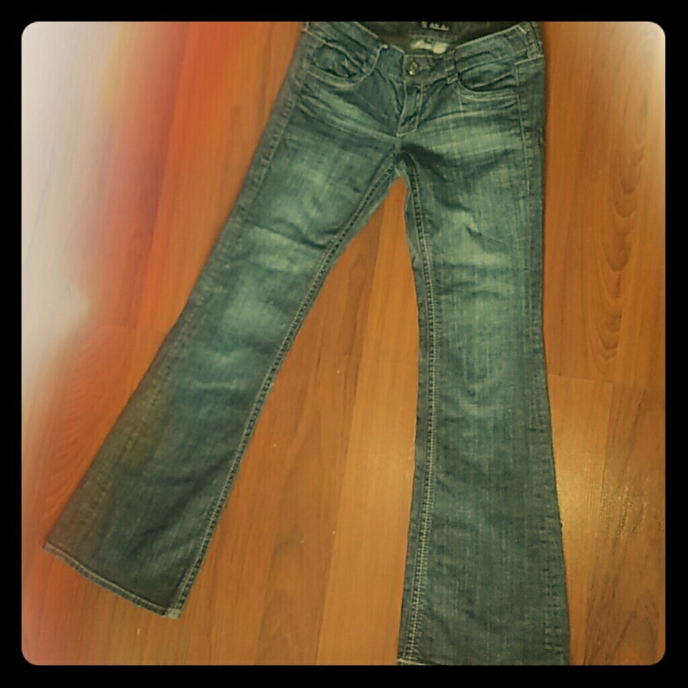 Bootcut jeans