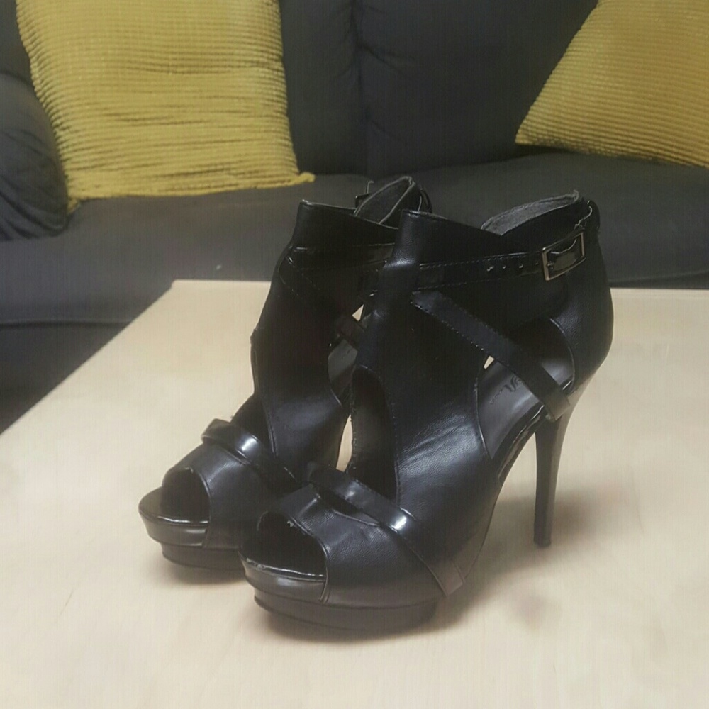 SALE!!!!! Black Peep toe Booties