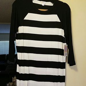 NWT LULAROE randy shirt