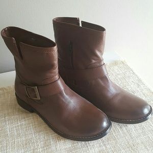 Mia brown leather ankle boots