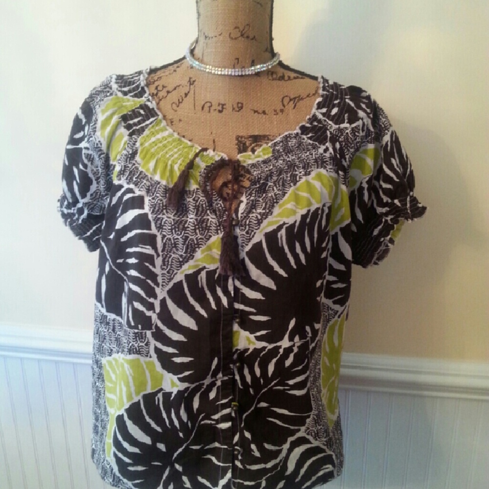 AK Jeans cotton top.