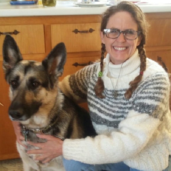 Meet your Posher, Michelle - Picture 2 of 2