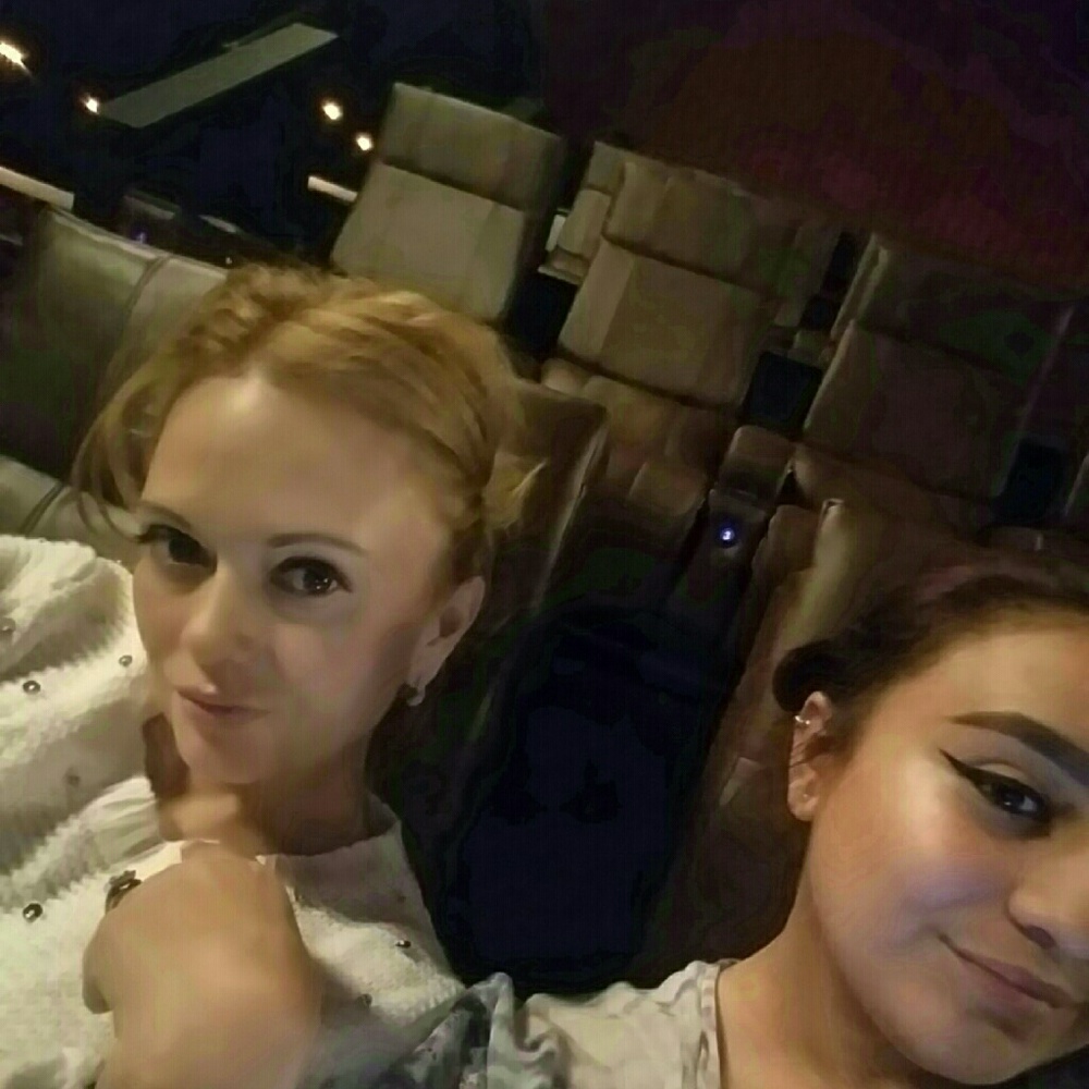 Meet your Posher, Lorraine