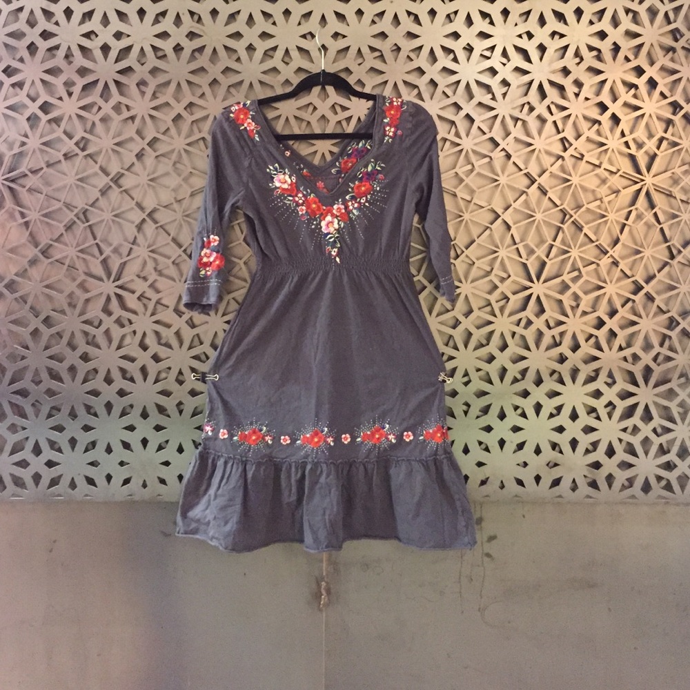 🌺 Nordstrom hand embroidered dress!!!