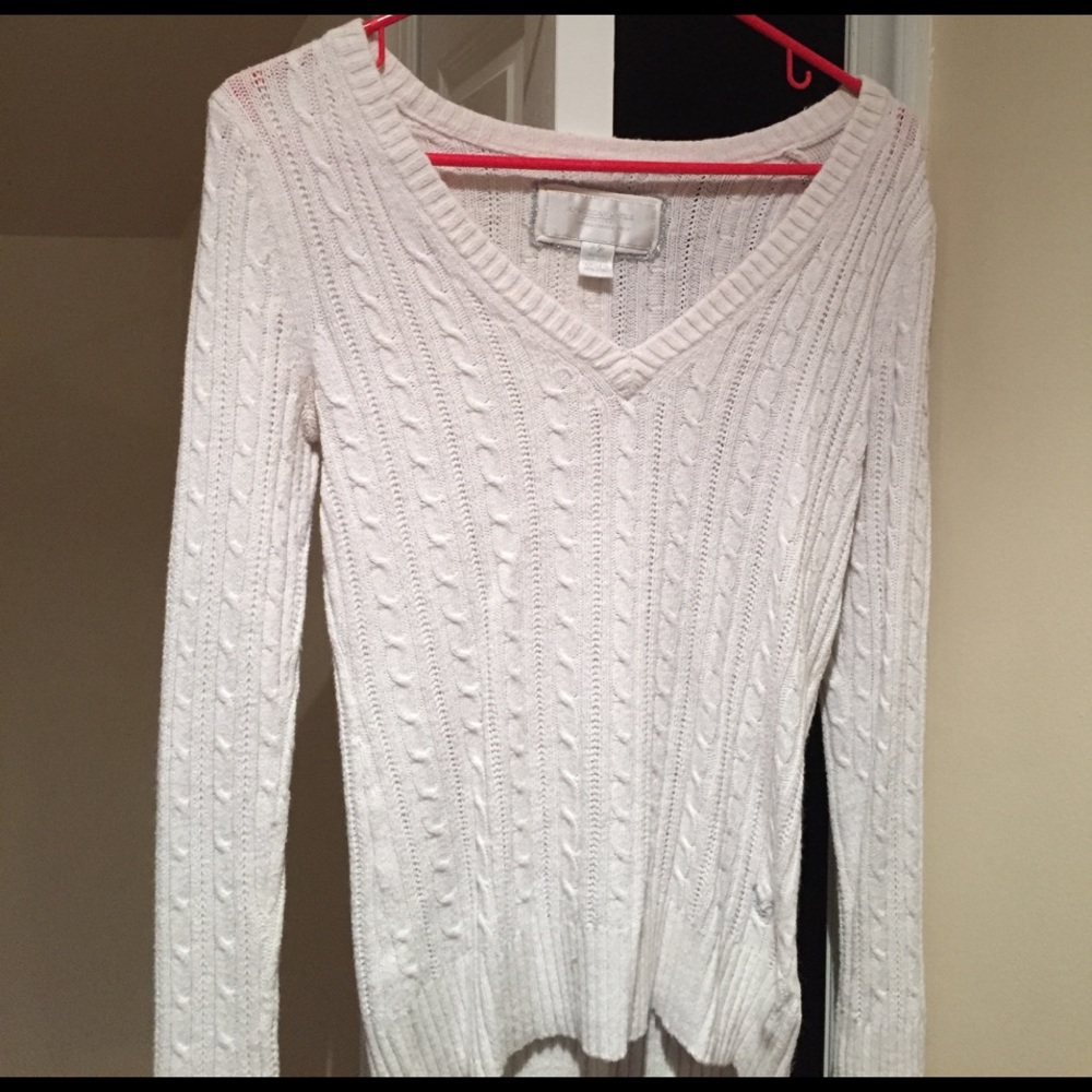 White knit sweater