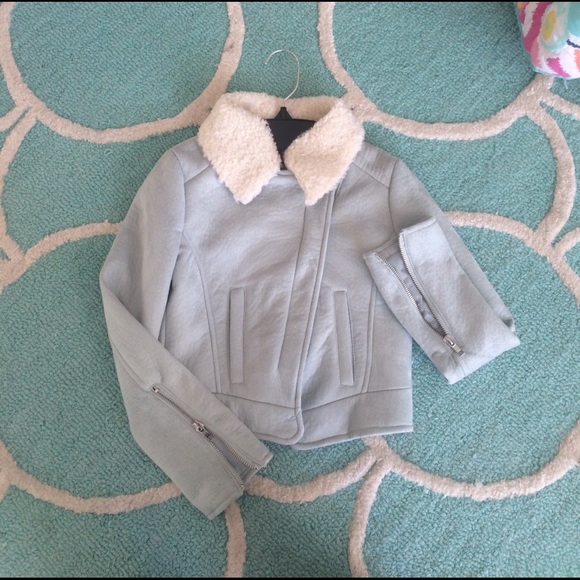 Jacket - Picture 3 of 4