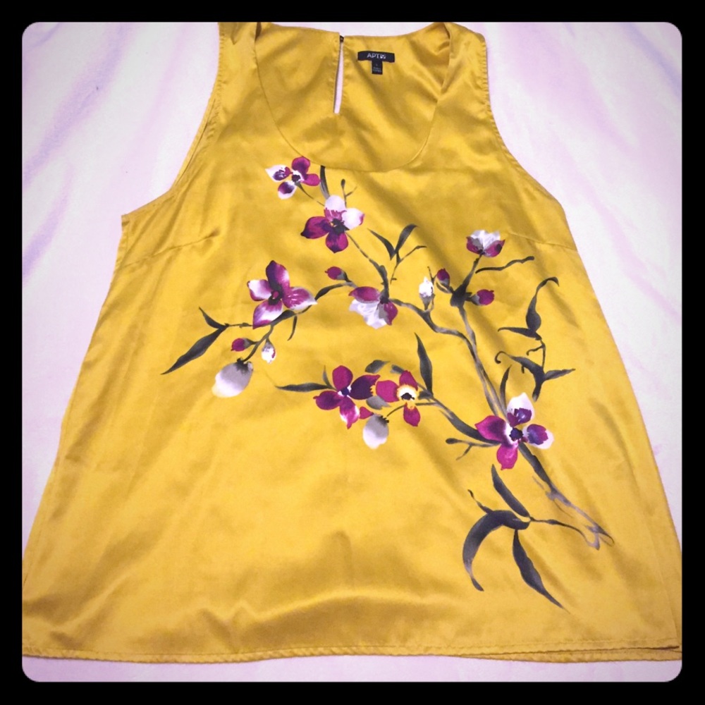 Apt 9 Sleeveless Silky Blouse