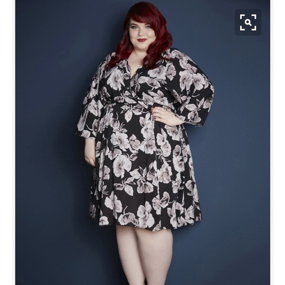 scarlett and jo Dresses & Skirts - Gray and black Scarlett and jo dress from ASOS